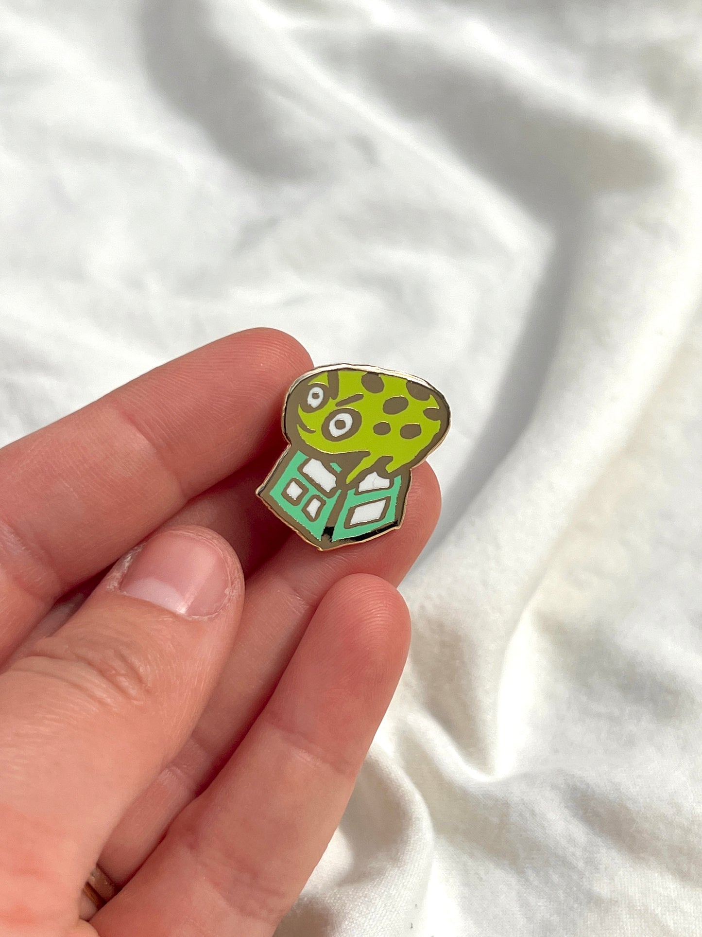 Mad Comics Frog Pin