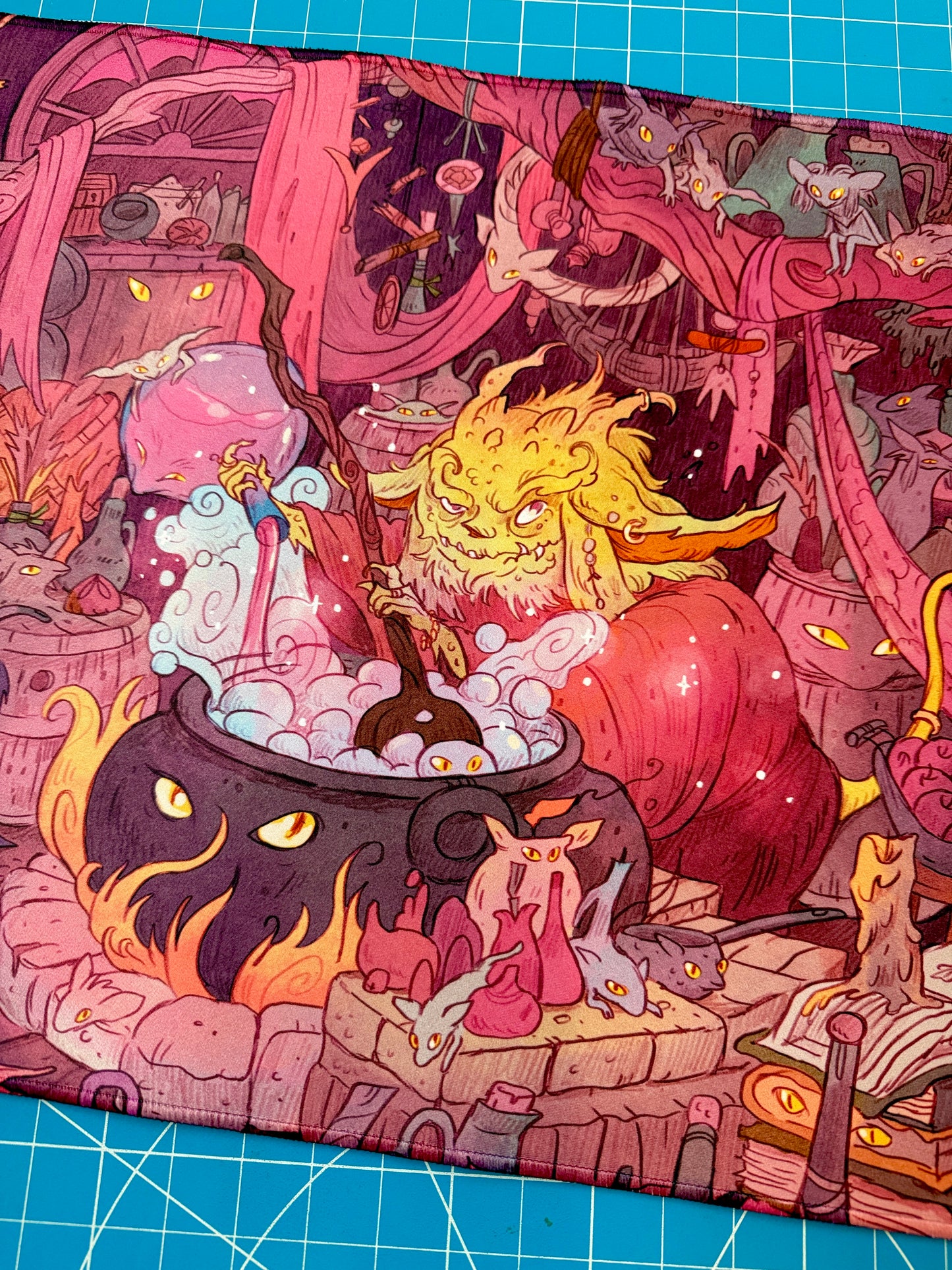 Interior Bundle Card: Lorwyn Eclipse Desk-mat